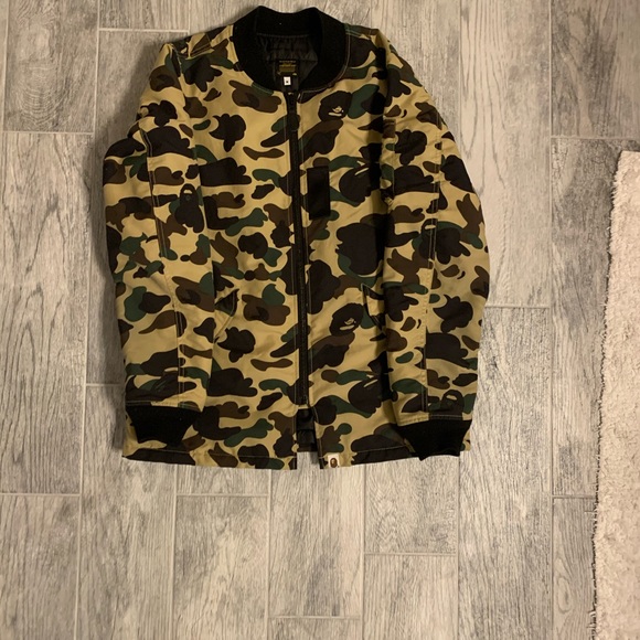 BAPE 1st Camo Long Length MA 1 Jacket Yellow - Picture 2 of 6